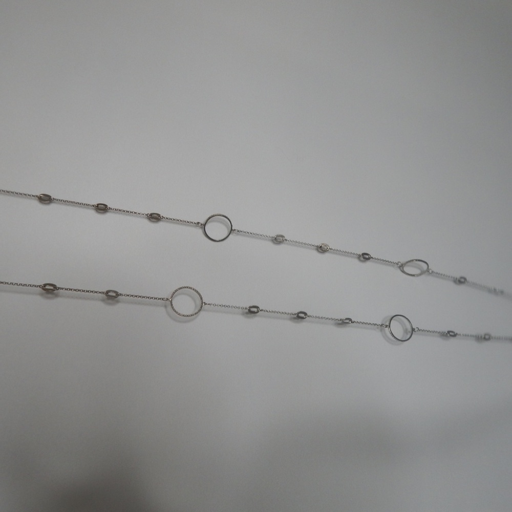 28" silver chain